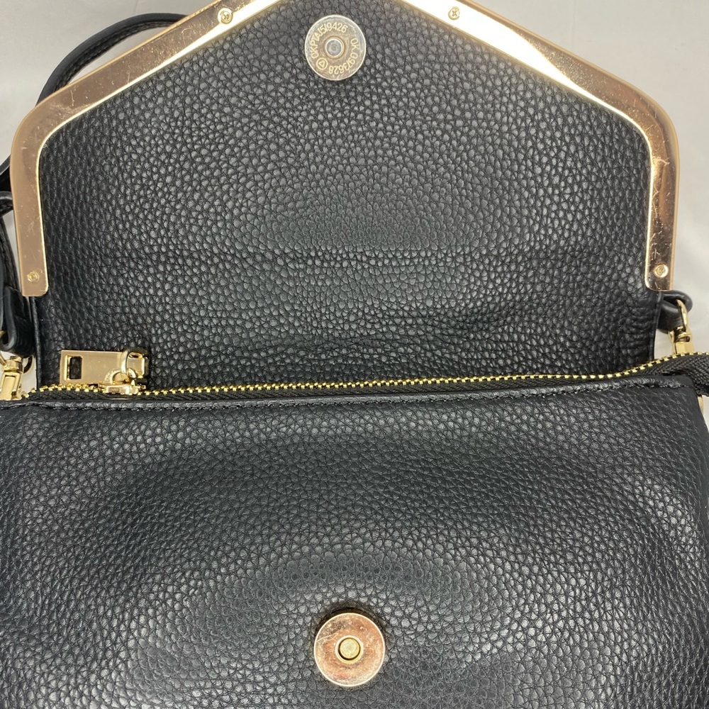 Black cross body bag with gold detail - Picture 5 of 7